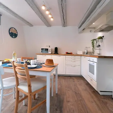 L'authentique De La Petite Venise Apartment *