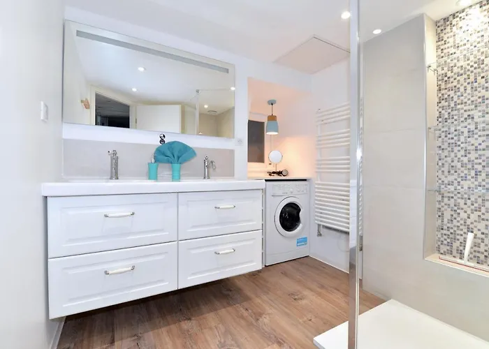 L'authentique De La Petite Venise *